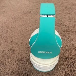 SONIXX Bluetooth headphones
